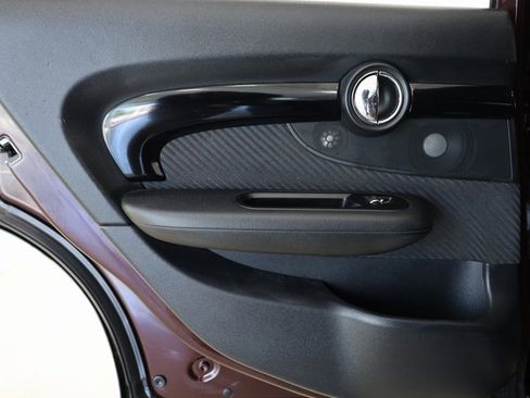 Used 2019 MINI Cooper Clubman S image 23