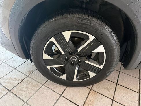Used 2026 Nissan Kicks SV w/ Cold Weather Package AWD/4WD image 24