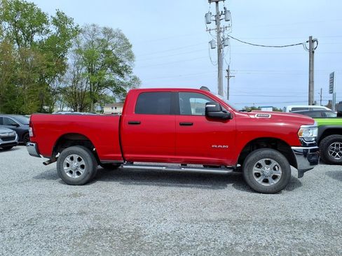 Used 2024 RAM 2500 Big Horn w/ Bed Utility Group AWD/4WD image 2
