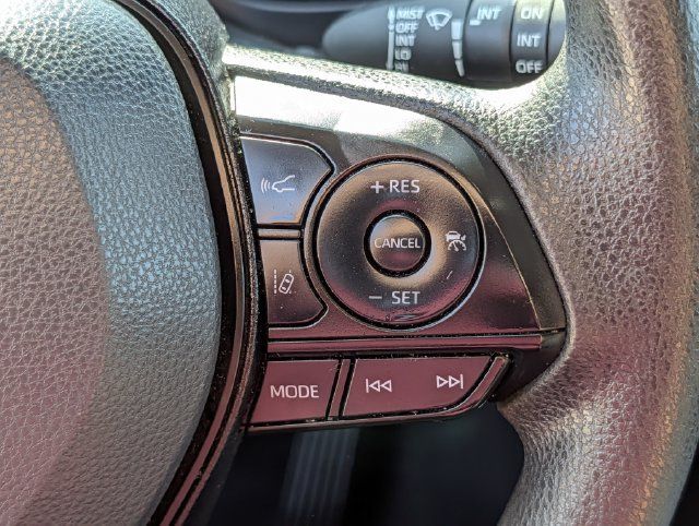 Used 2024 Toyota RAV4 XLE AWD/4WD image 19