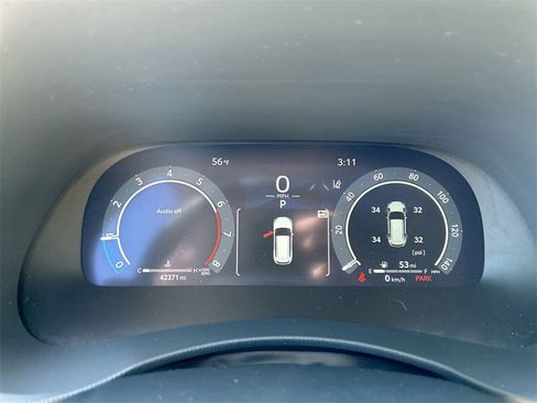 Used 2023 Toyota Highlander Limited image 42