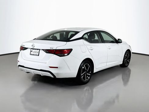 Used 2024 Nissan Sentra SV FWD image 5