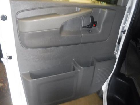 Used 2014 Chevrolet Express 3500 LT w/ LT Preferred Equipment Group RWD image 37