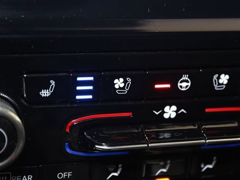 Used 2024 Jeep Grand Cherokee L Overland w/ Trailer Tow Package image 8