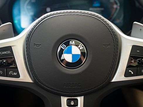 Used 2024 BMW X4 M40i w/ Premium Package image 26