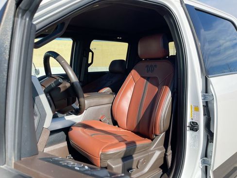Used 2019 Ford F450 King Ranch w/ King Ranch Ultimate Package image 24