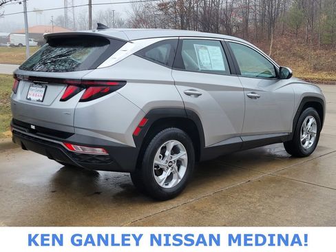 Used 2024 Hyundai Tucson SE image 3