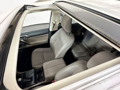 Used 2023 Lexus GX 460 Premium image 25