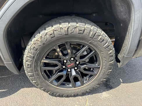 Used 2020 GMC Sierra 1500 Elevation w/ Elevation Value Package image 20