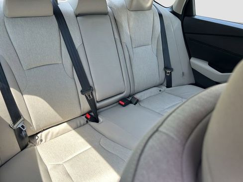 Used 2025 Honda Accord SE image 19