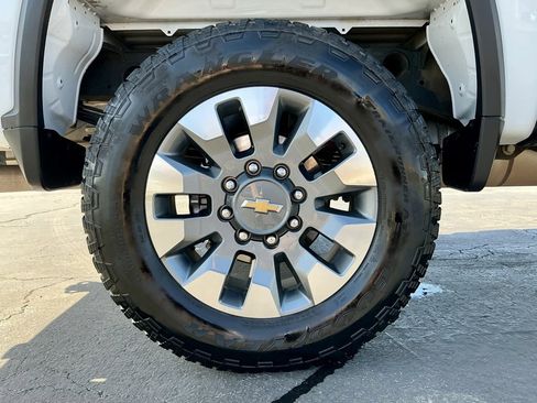 Used 2024 Chevrolet Silverado 2500 LT w/ All Star Edition image 22