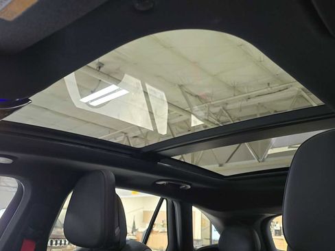 Certified 2026 Mercedes-Benz GLC 43 AMG 4MATIC image 22