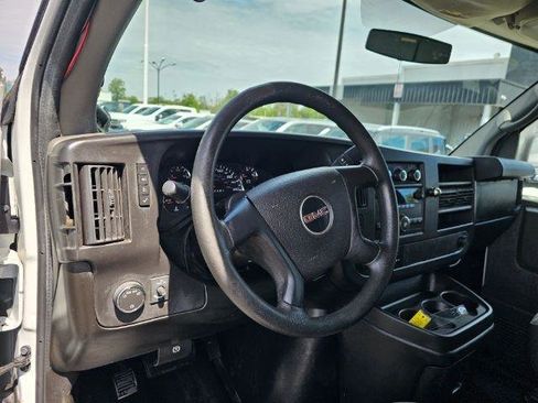 Used 2014 GMC Savana 2500 RWD image 7