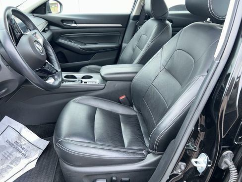 Used 2019 Nissan Altima 2.0 Edition One image 6