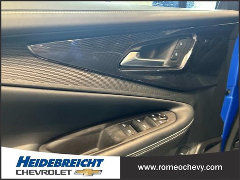 Used 2024 Chevrolet Blazer EV LT AWD/4WD image 11