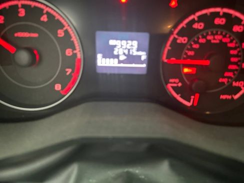 Used 2023 Subaru Impreza 2.0i AWD/4WD image 3