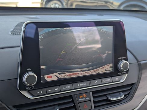 Certified 2025 Nissan Altima 2.5 SV image 23