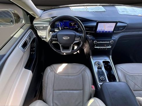 Used 2020 Ford Explorer Platinum image 5