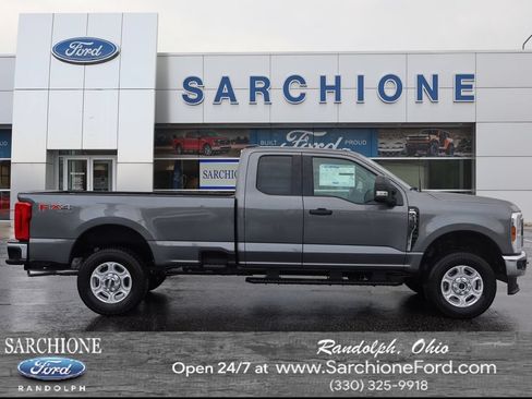 New 2026 Ford F350 XLT w/ FX4 Off-Road Package AWD/4WD image 1