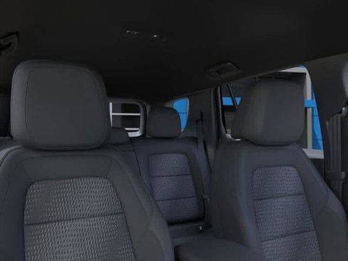 New 2025 Chevrolet Equinox LT image 24