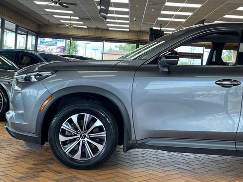 Used 2023 INFINITI QX60 Pure AWD/4WD image 5