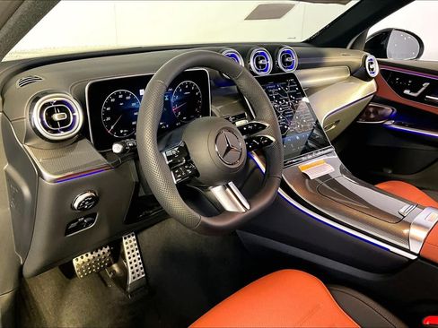 New 2026 Mercedes-Benz GLC 300 4MATIC image 9