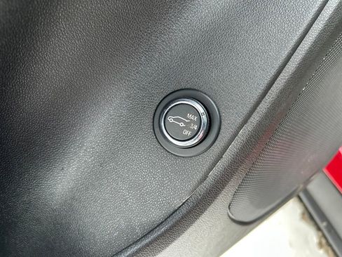 Used 2019 Chevrolet Blazer LT image 20