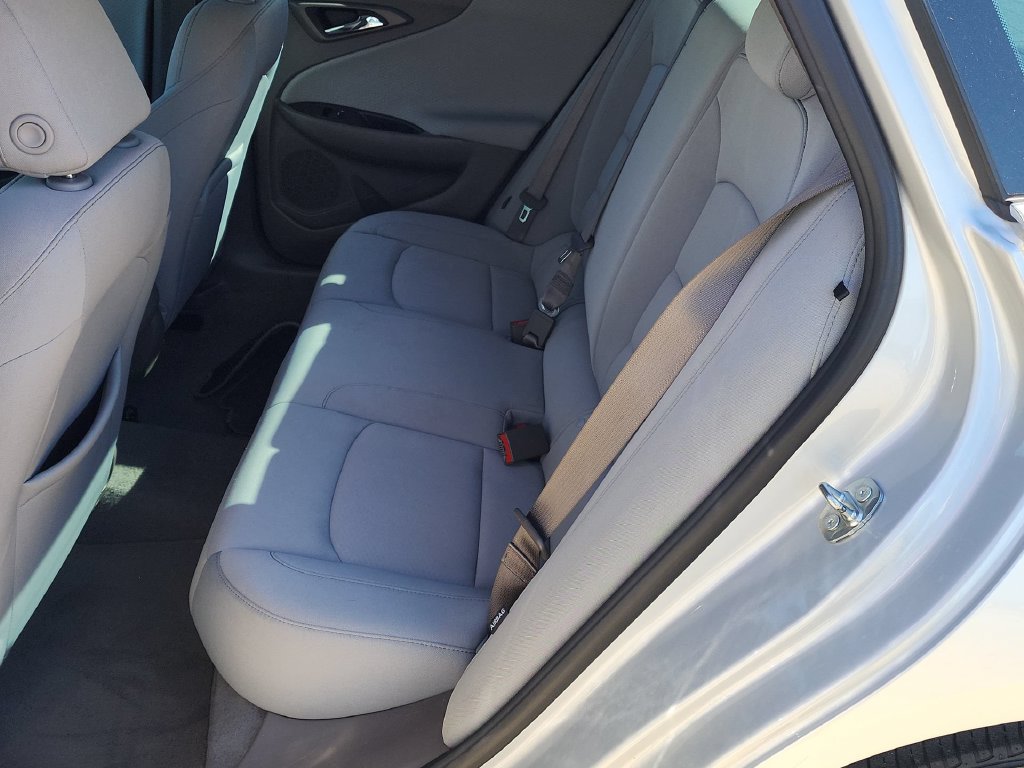 Used 2021 Chevrolet Malibu LS FWD image 21