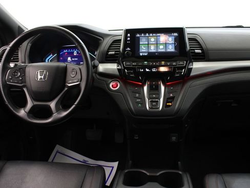 Used 2024 Honda Odyssey Sport image 9