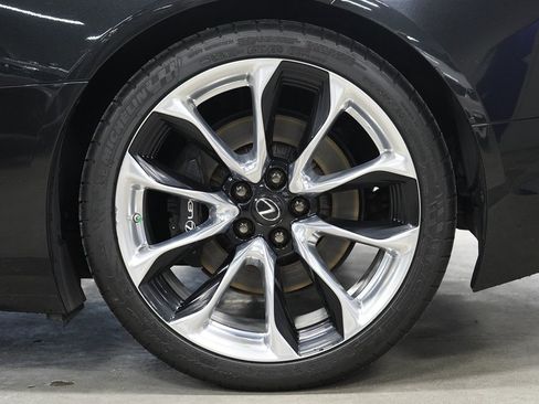 Used 2019 Lexus LC 500 Coupe w/ Sport Package RWD image 29
