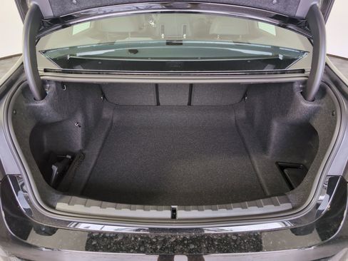 Used 2025 BMW 330i Sedan w/ Convenience Package image 30