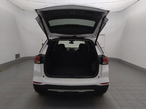 Used 2024 Chevrolet Equinox LT AWD/4WD image 29