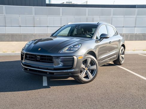 New 2026 Porsche Macan AWD/4WD image 1