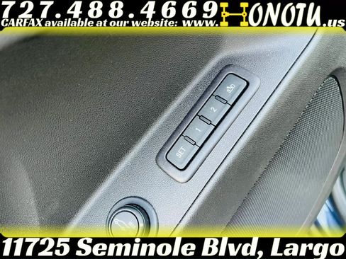 Used 2018 Chevrolet Equinox Premier FWD image 39