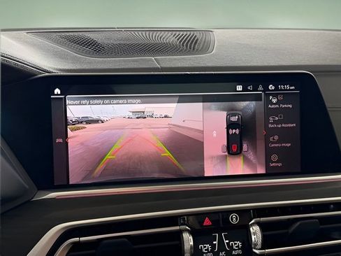 Used 2022 BMW X7 xDrive40i w/ Executive Package image 28