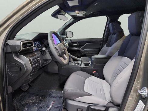 New 2026 Toyota Tacoma TRD Off-Road AWD/4WD image 11