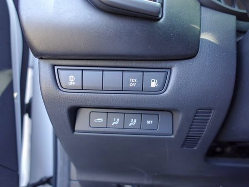 Certified 2025 MAZDA CX-50 AWD 2.5 Hybrid w/ Premium Pkg image 19