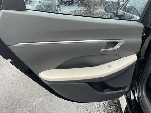 Used 2023 Hyundai Sonata SEL image 21