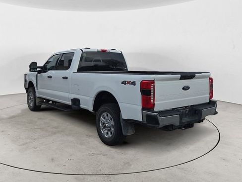 Used 2024 Ford F250 XLT w/ 360-Degree Camera Package AWD/4WD image 3