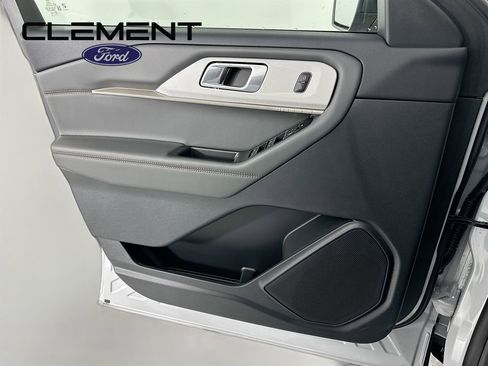 New 2026 Ford Explorer Active AWD/4WD image 24