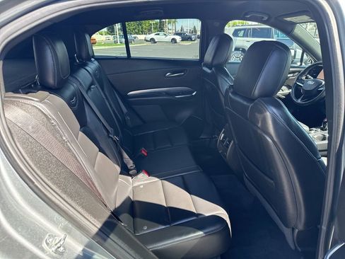 Used 2024 Cadillac XT4 Premium Luxury image 15