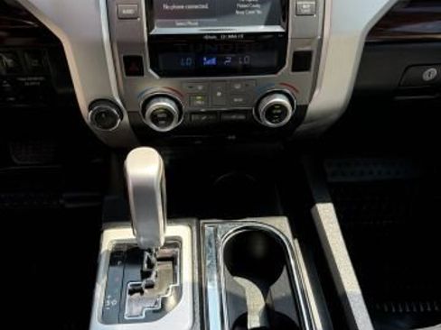 Used 2016 Toyota Tundra Limited w/ Limited Premium Package AWD/4WD image 35