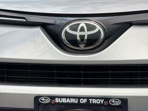 Used 2018 Toyota RAV4 LE w/ All Weather Liner Package AWD/4WD image 12