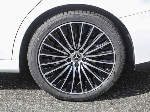 New 2024 Mercedes-Benz E 350 4MATIC Sedan image 8