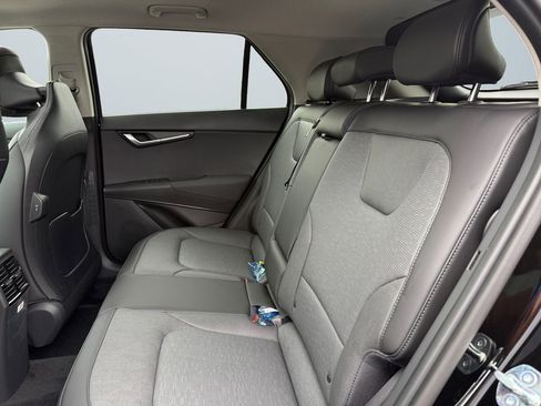 New 2025 Kia Niro SX Touring FWD image 13