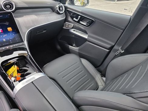 New 2026 Mercedes-Benz GLC 300 image 28