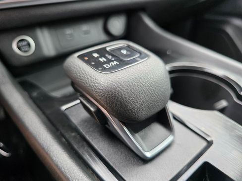 Used 2023 Nissan Rogue SV image 29