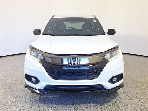 Used 2021 Honda HR-V Sport image 3