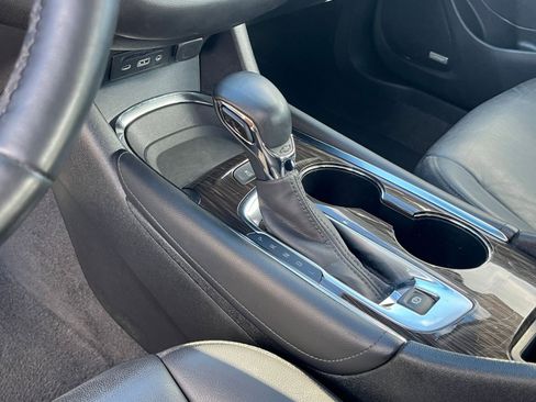 Used 2024 Chevrolet Malibu LT image 42