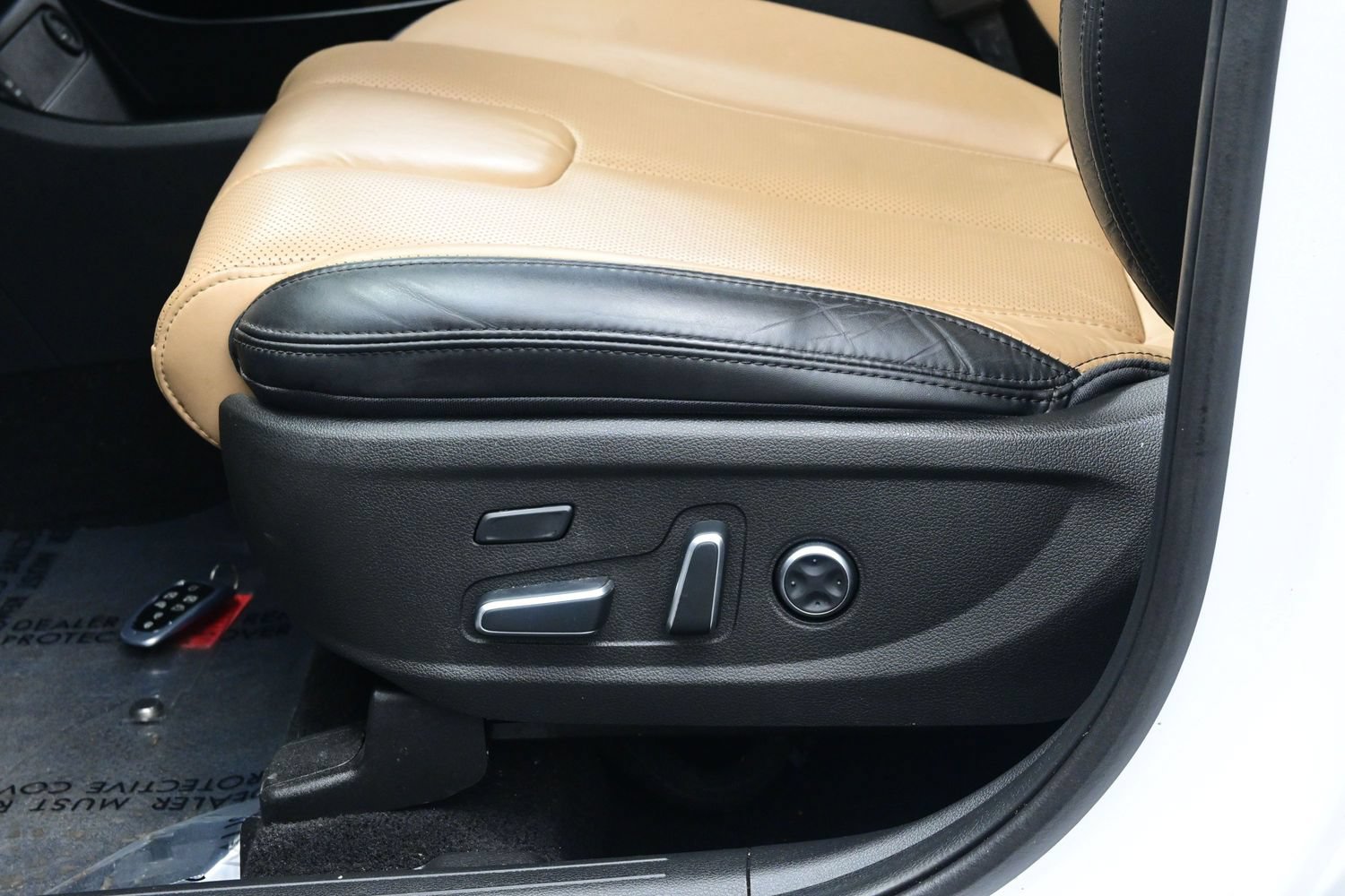 Certified 2023 Hyundai Santa Fe Calligraphy AWD/4WD image 12
